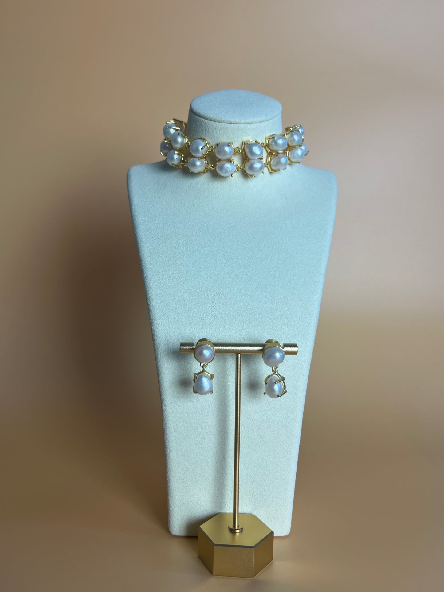 Aurora Southsea Pearl Set
