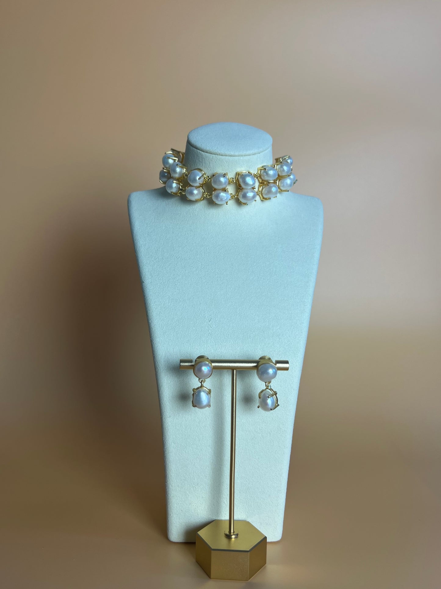 Aurora Southsea Pearl Set