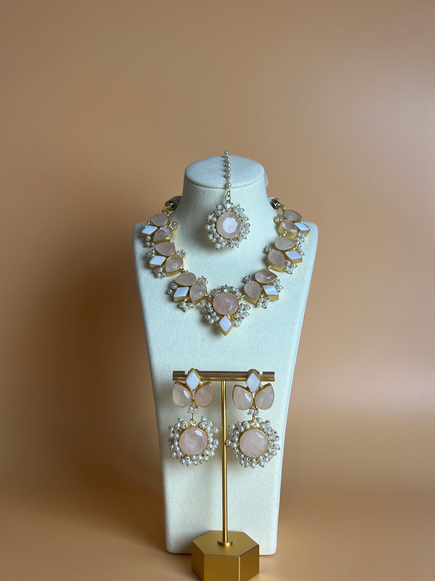 Isara Rose Quartz Set