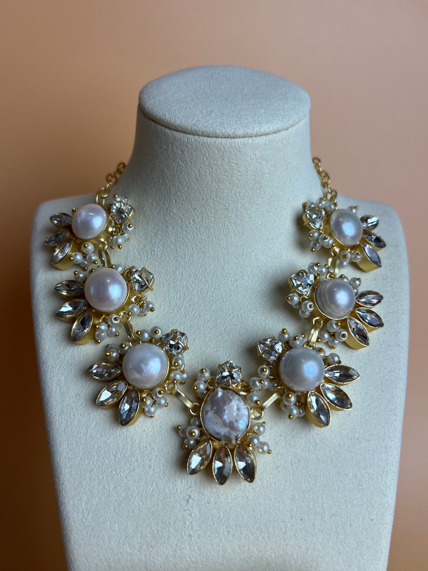 Isara Baroque Pearl Set