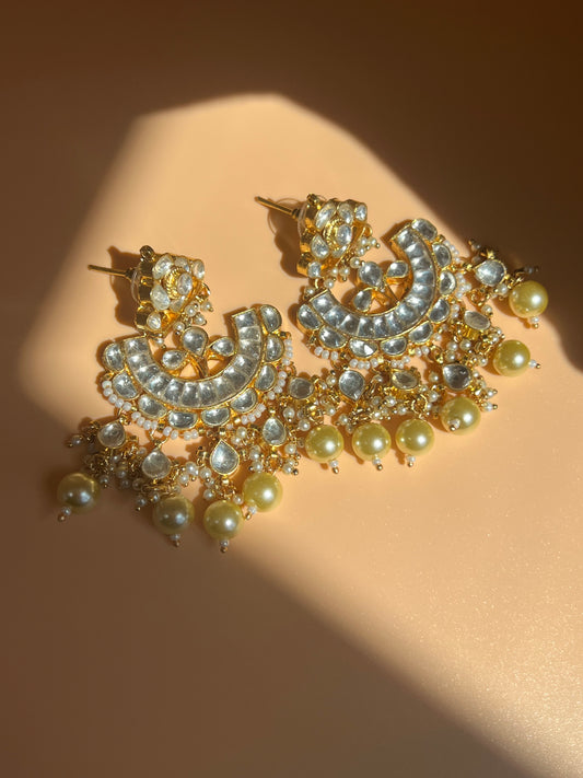 Luxe Mother of Pearl Chandbalis