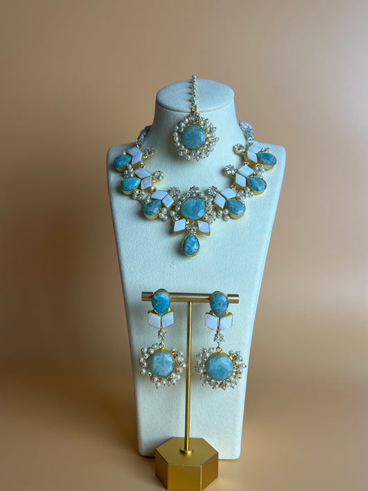 Isara Amazonite and Mother of Pearl Set