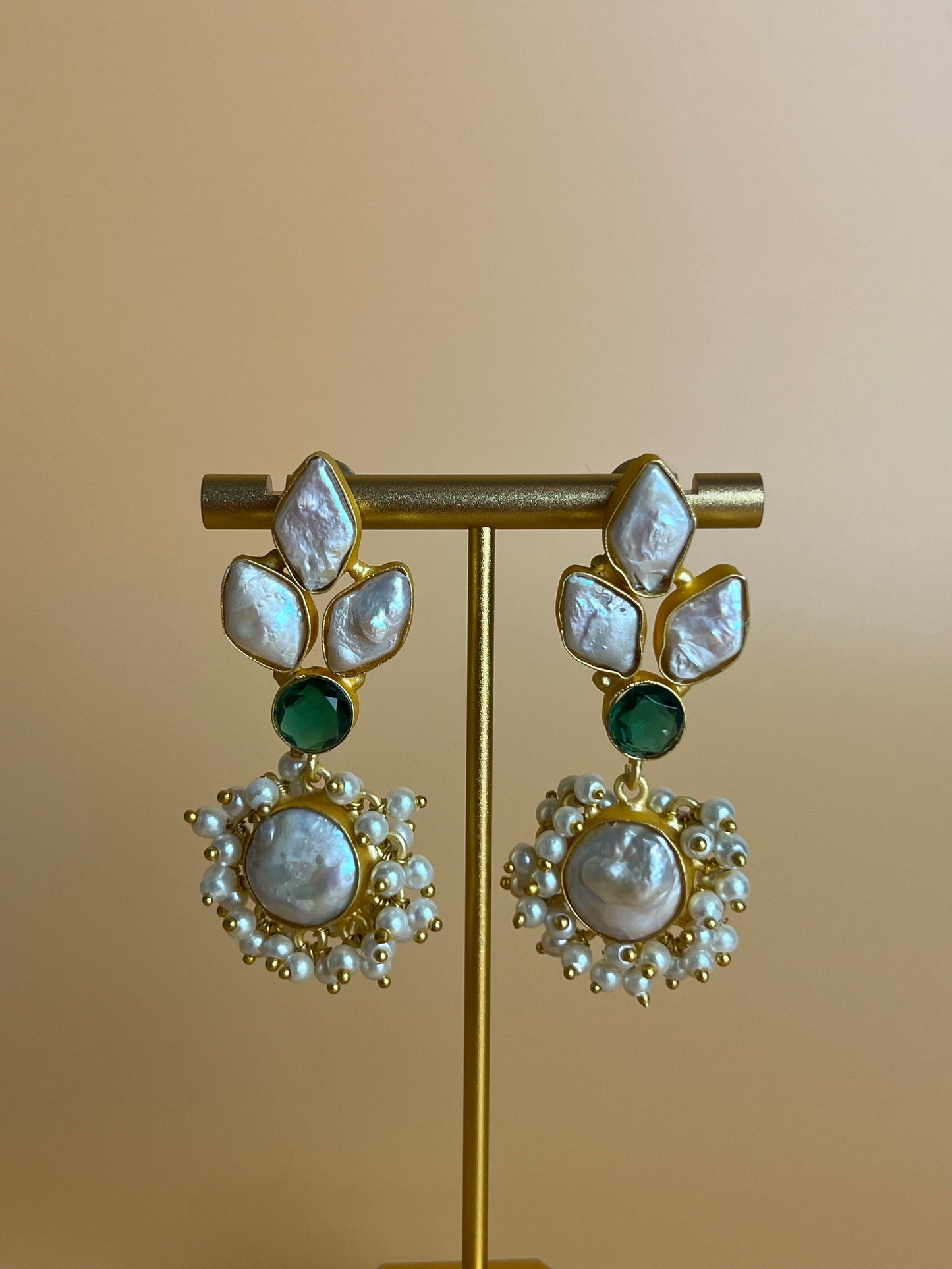 Isara Baroque Pearl and Green Onyx Set